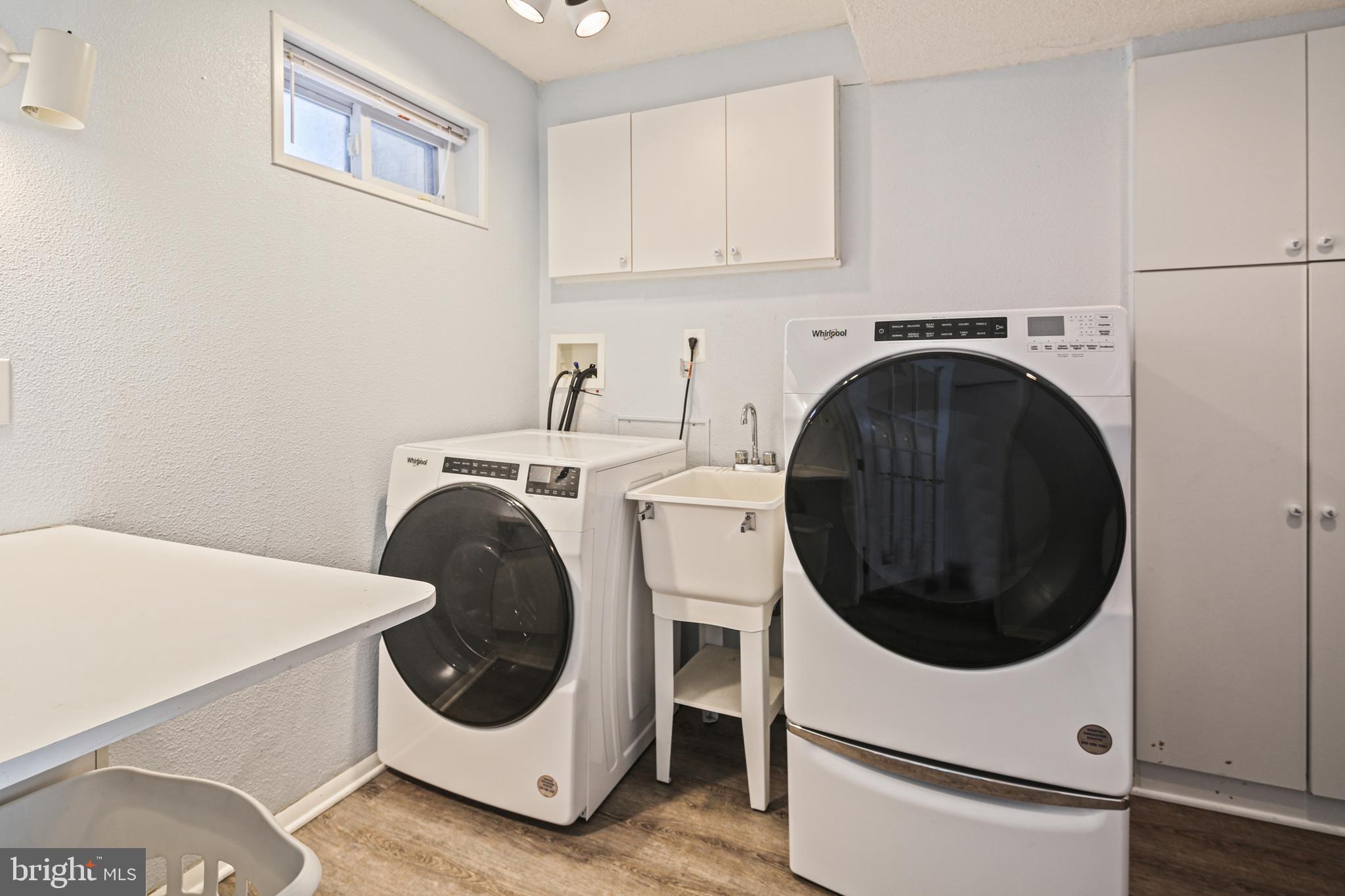 THUNDER HILL - Residential