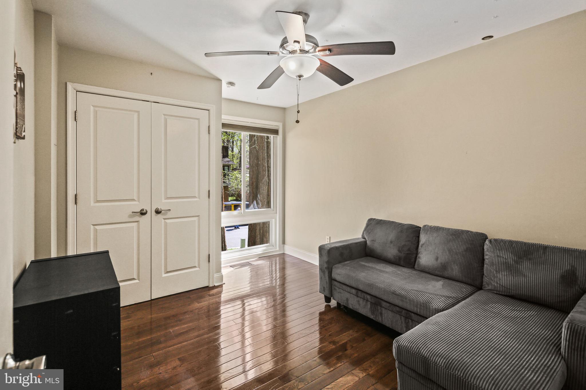 THUNDER HILL - Residential