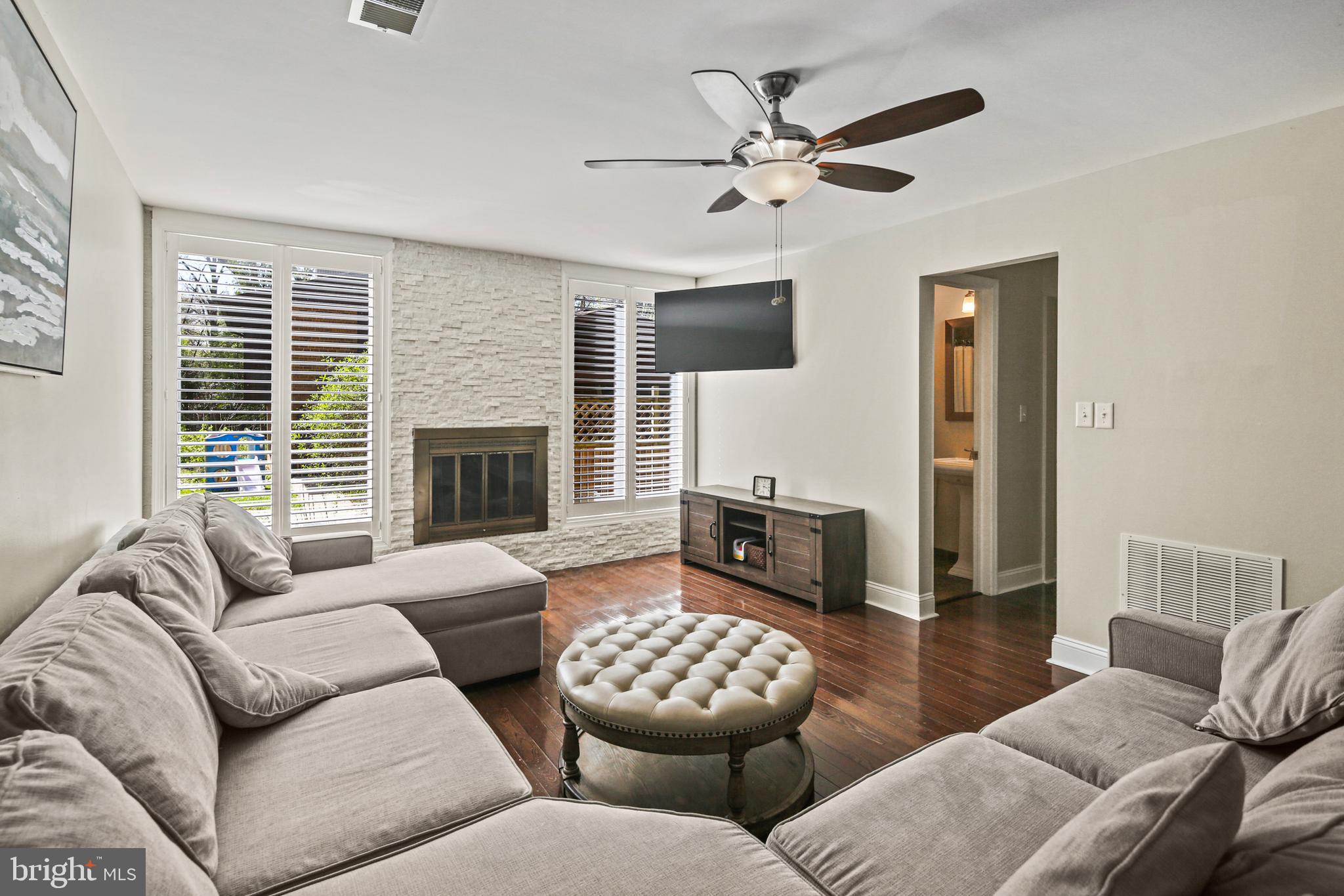 THUNDER HILL - Residential