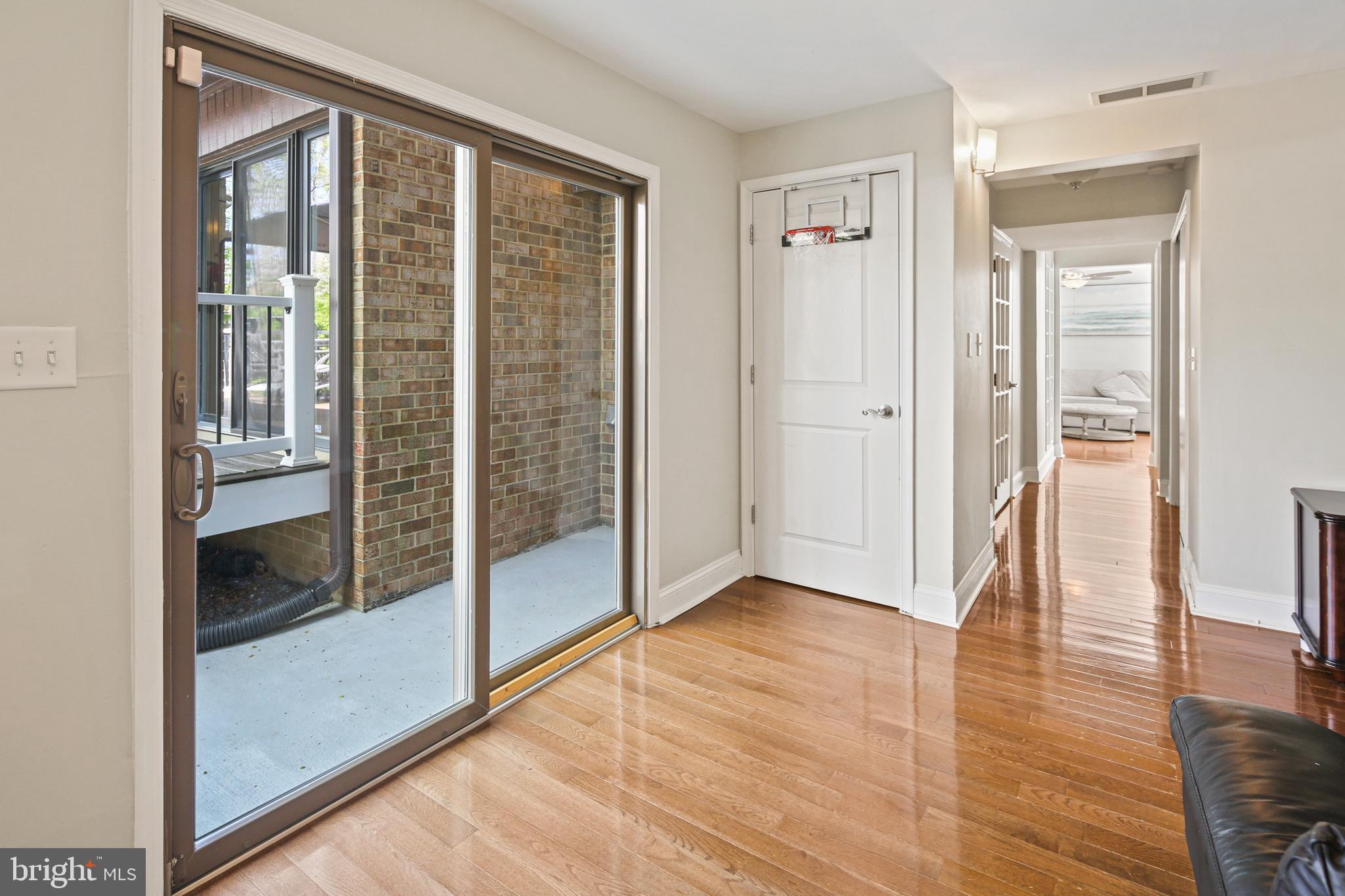 THUNDER HILL - Residential