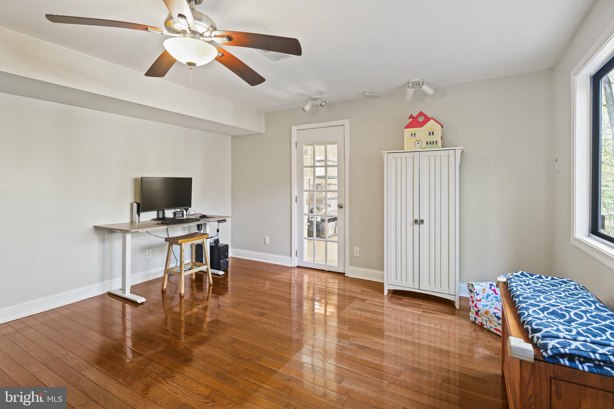 THUNDER HILL - Residential