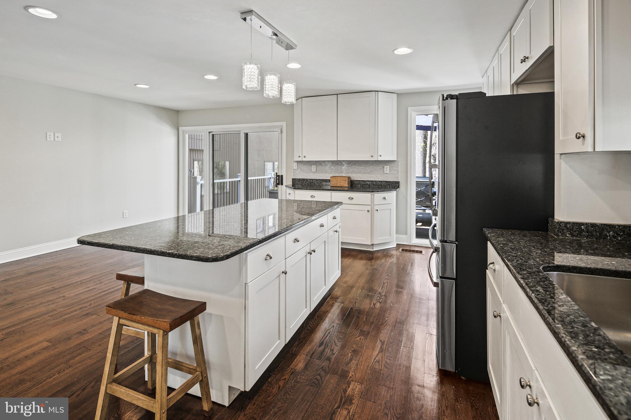 THUNDER HILL - Residential