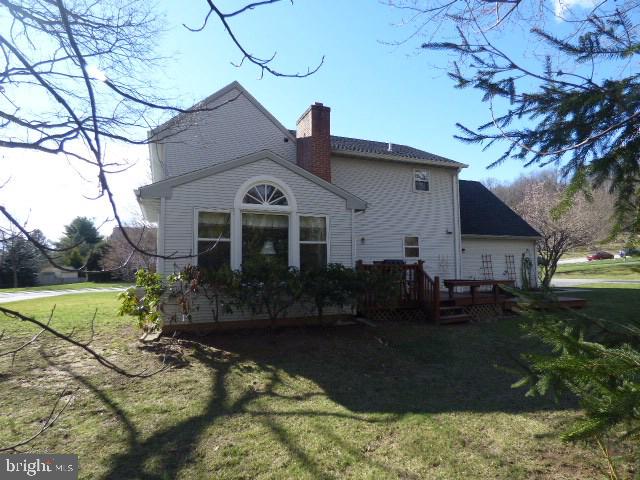 SPRINGETTS OAKS - Residential