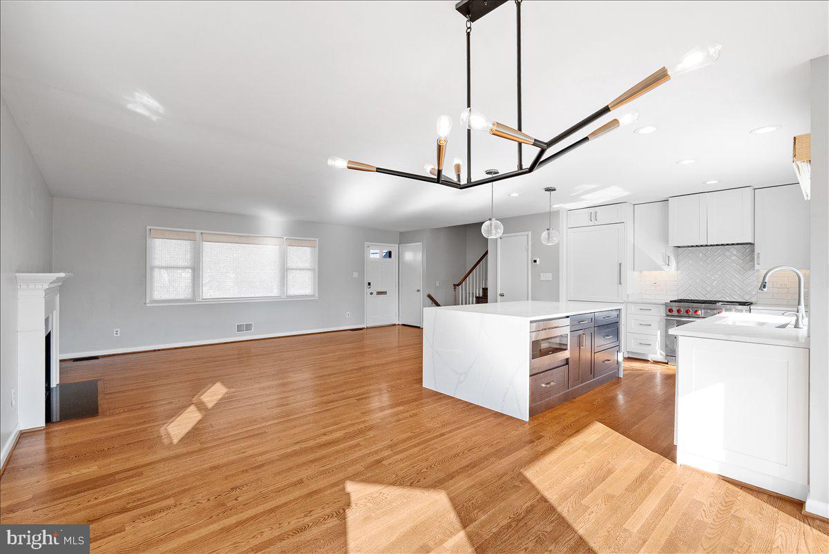 WEST LEWINSVILLE HEIGHTS - Residential Lease