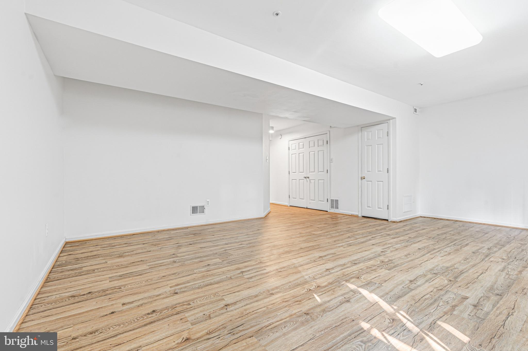 VILLAGE OF HICKORY RIDGE - Residential