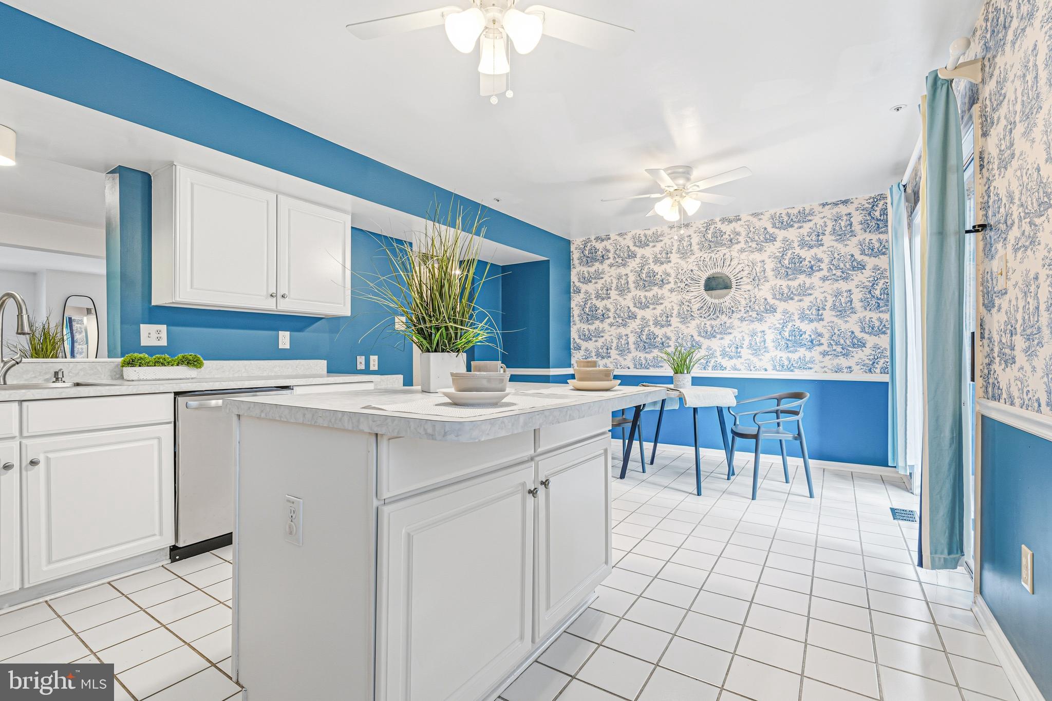 VILLAGE OF HICKORY RIDGE - Residential