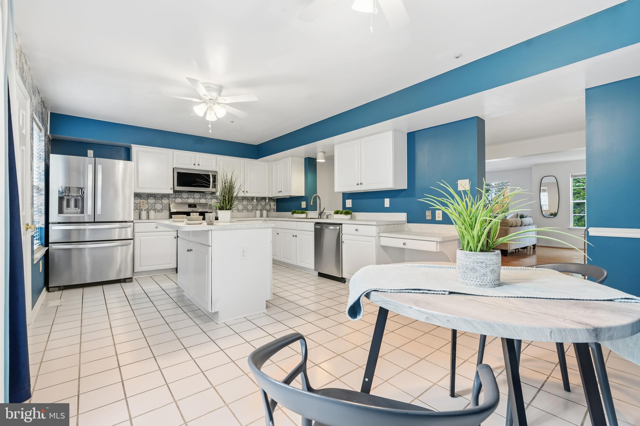 VILLAGE OF HICKORY RIDGE - Residential