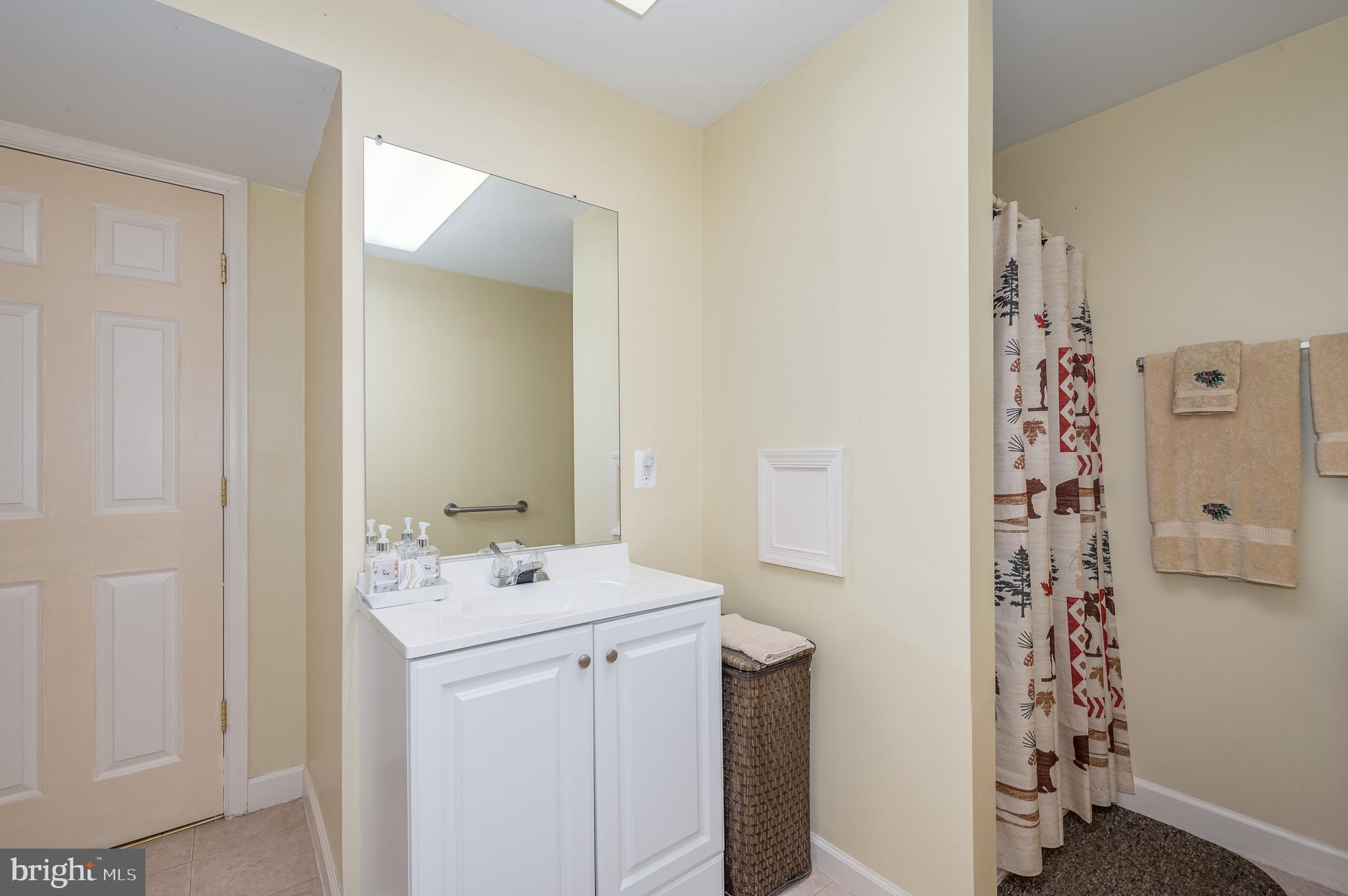 BELLWOOD ESTATES - Residential