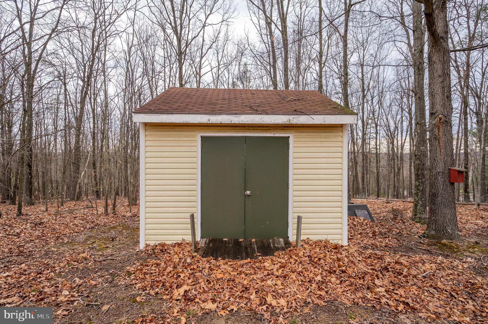 BELLWOOD ESTATES - Residential