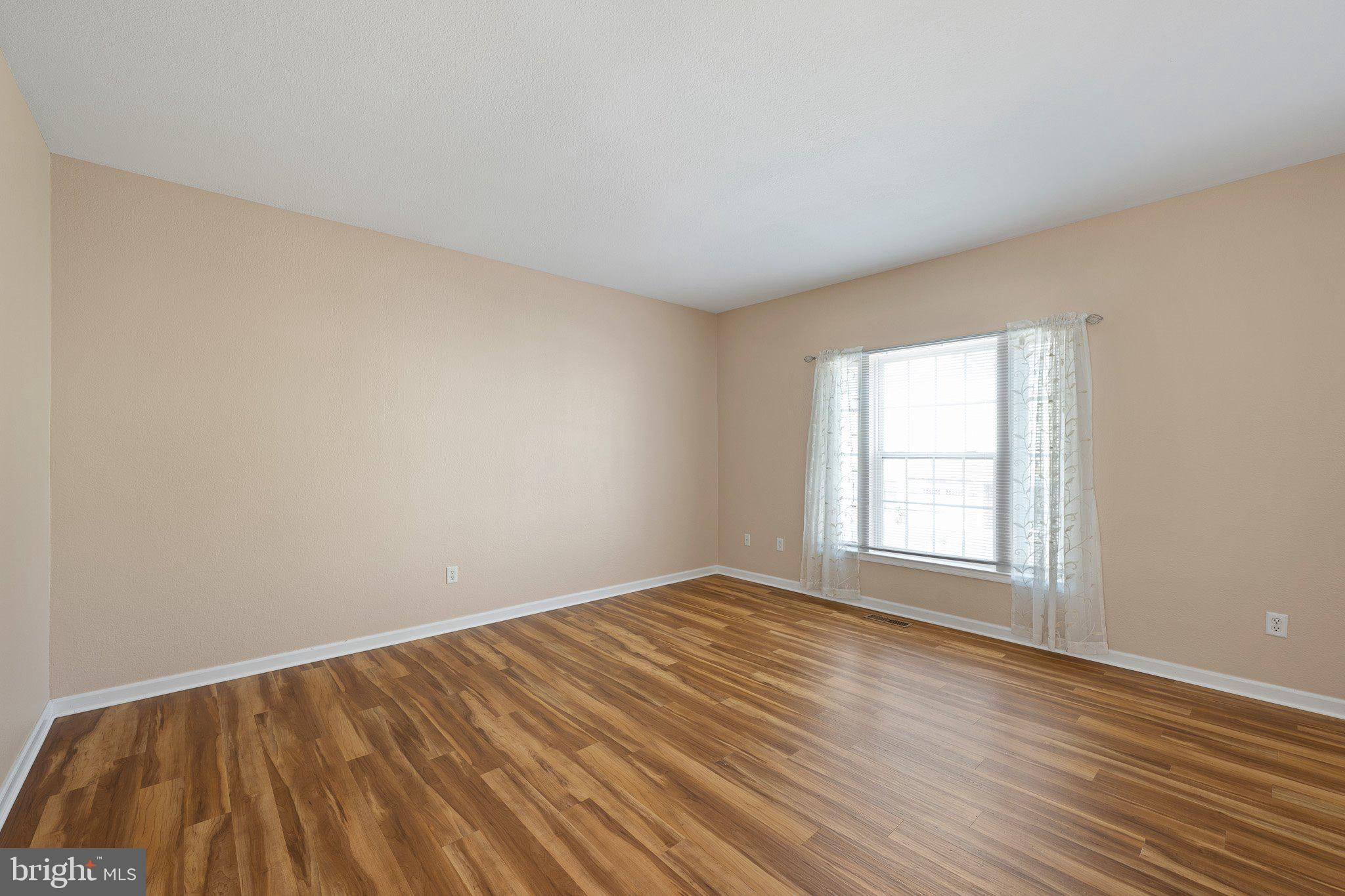 22 PIER POINT DRIVE