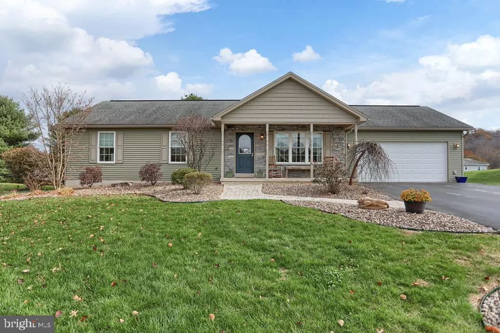303 E 5th Street, Port Royal, PA 17082