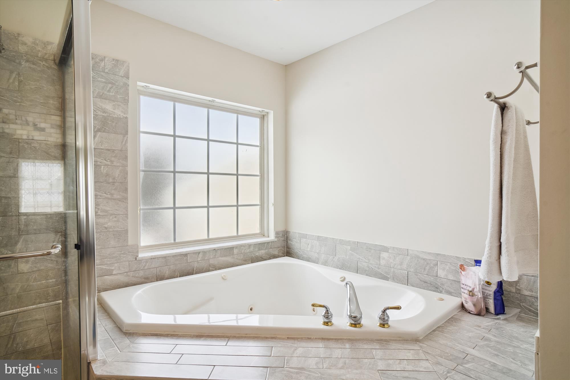 WESTWINDS - Residential