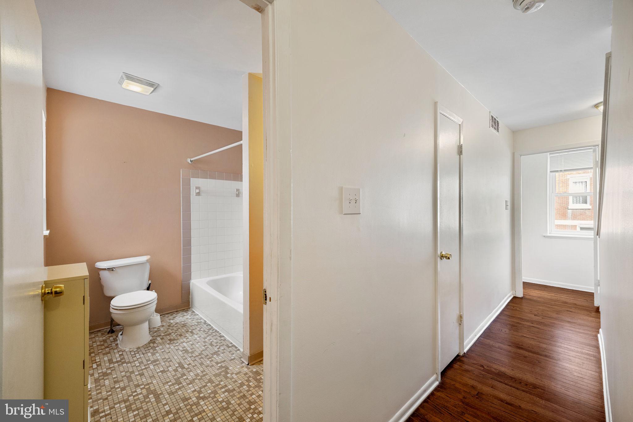 GRADUATE HOSPITAL - Residential Lease