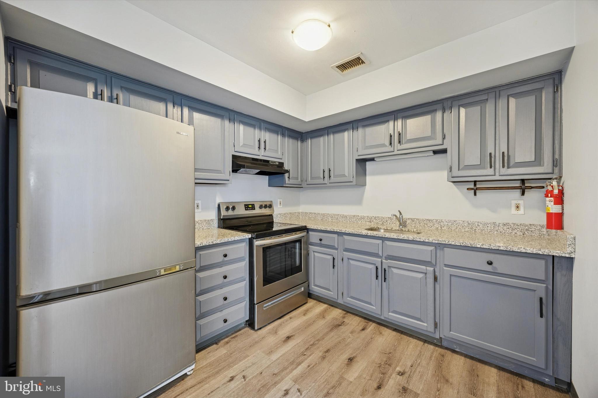 DELMAR VILLAGE - Residential