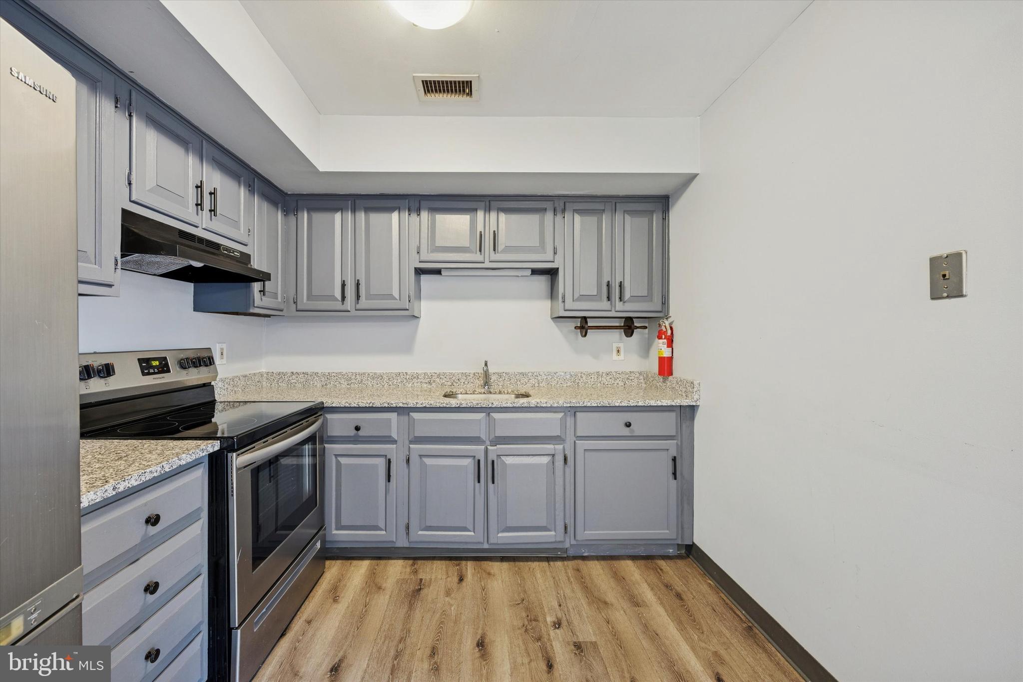 DELMAR VILLAGE - Residential