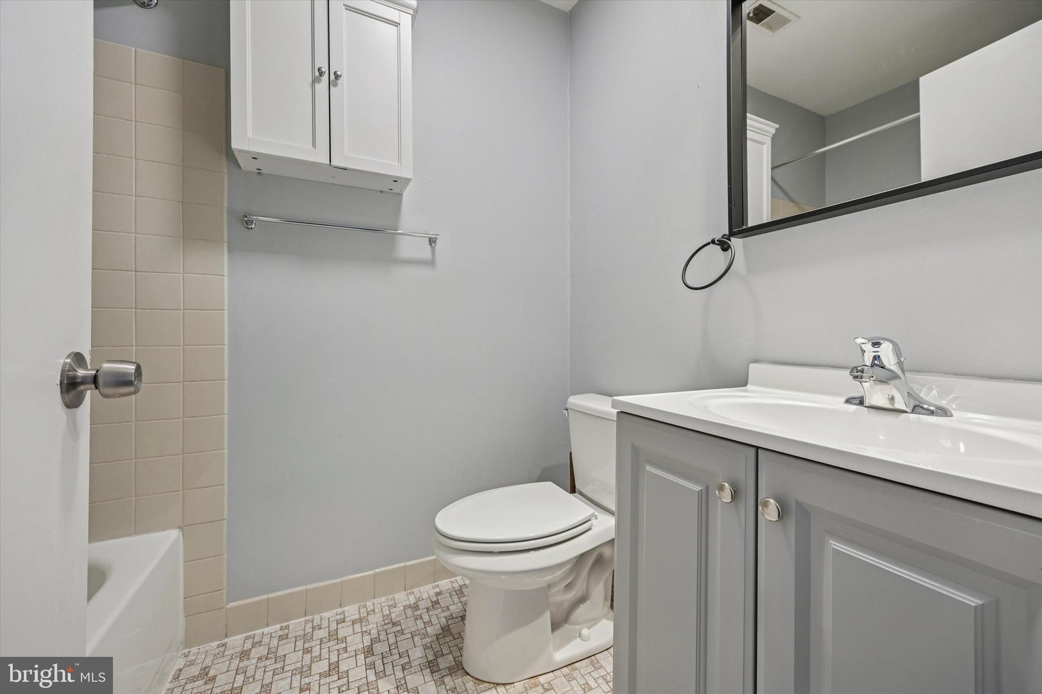 DELMAR VILLAGE - Residential