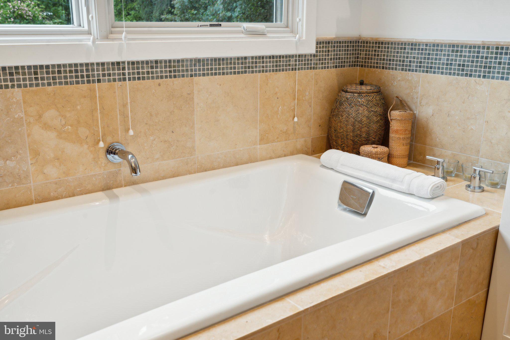 ROCK CREEK FOREST - Residential