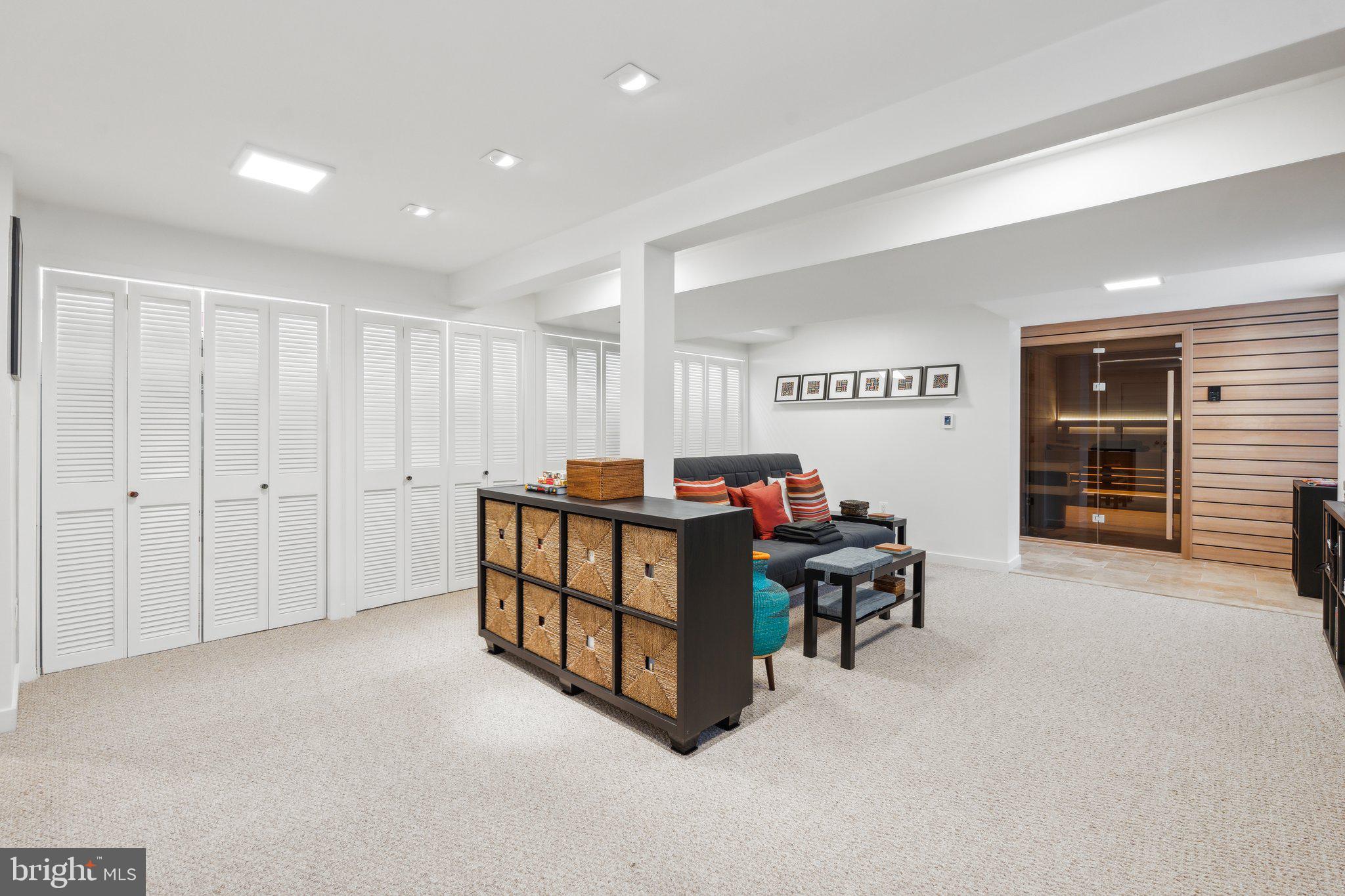 ROCK CREEK FOREST - Residential