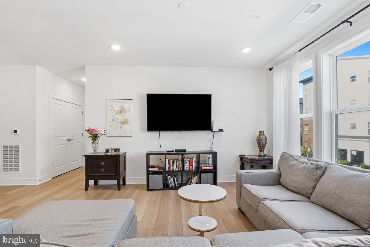 BIRCHWOOD AT BRAMBLETON - Residential