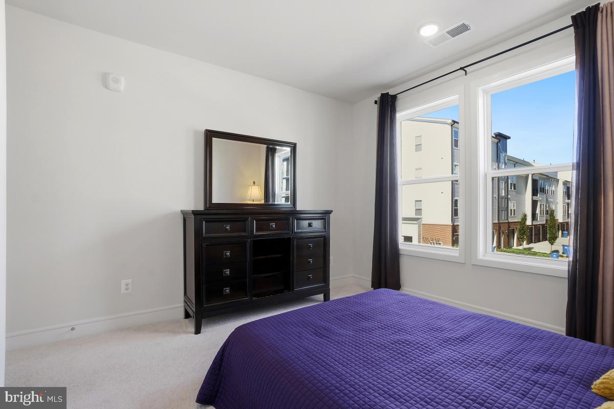 BIRCHWOOD AT BRAMBLETON - Residential