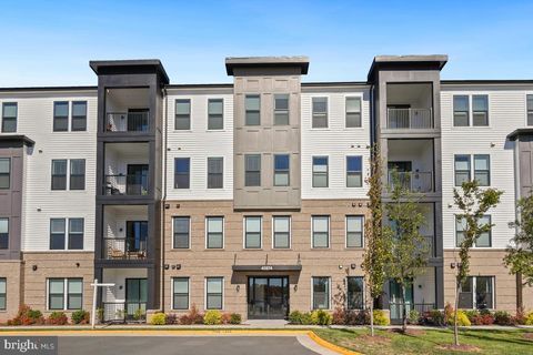 42874 FIREFLY SONATA TERRACE 206 ASHBURN VA 20148