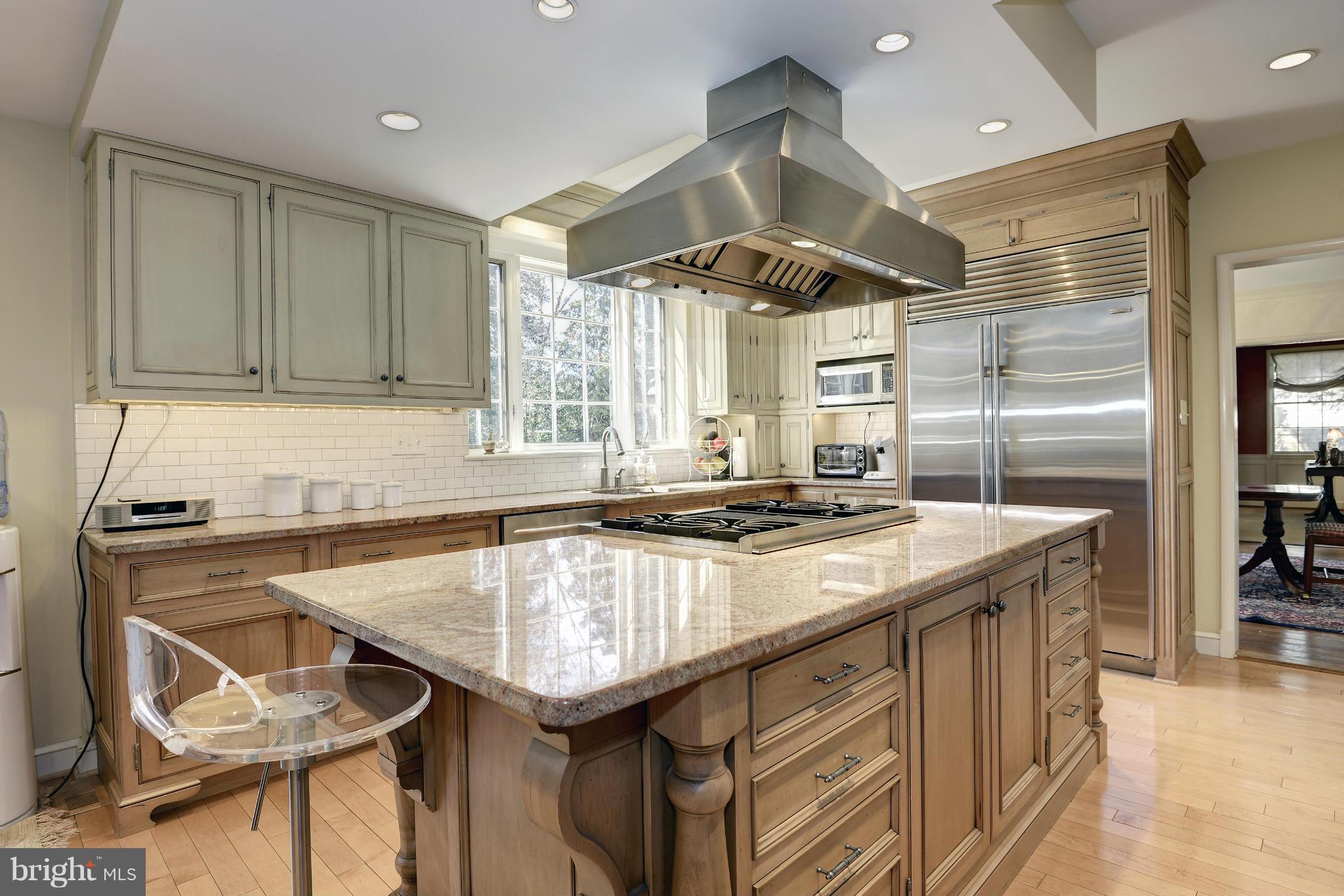 KENWOOD - Residential