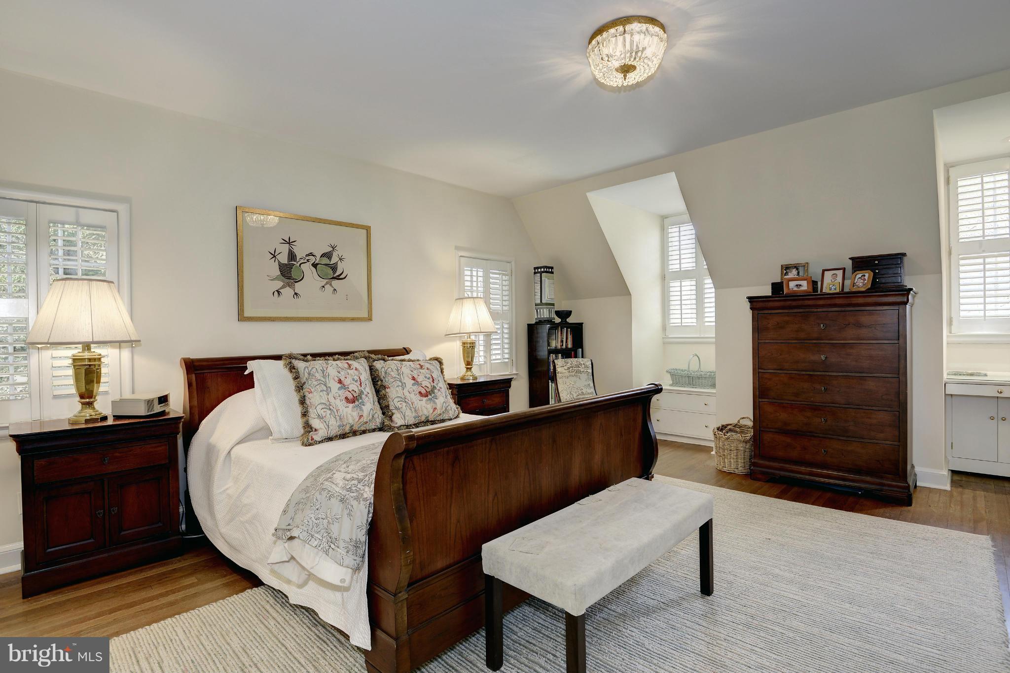 KENWOOD - Residential