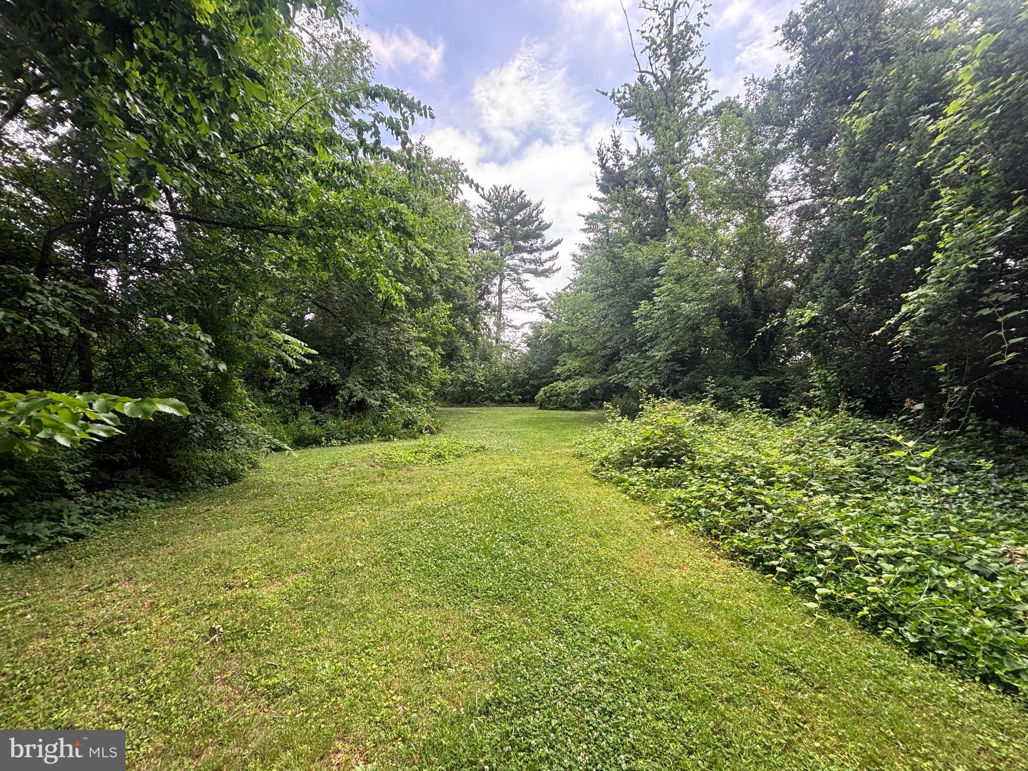 1610 COTTAGE LANE