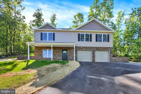 12753 Arielle Lane, Waynesboro, PA MLS: PAFL2027164