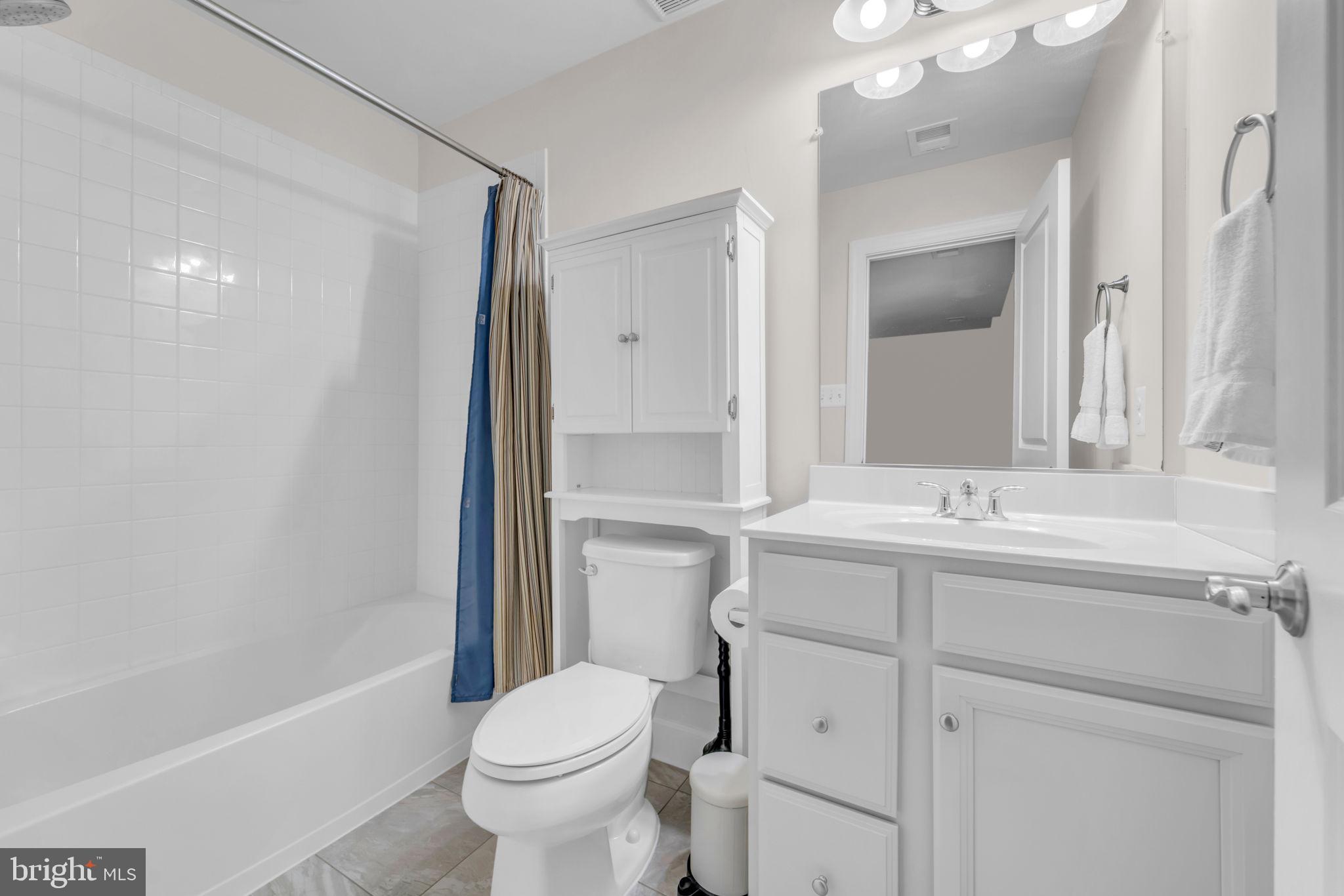 PARKSIDE AT WESTPHALIA - Residential Lease