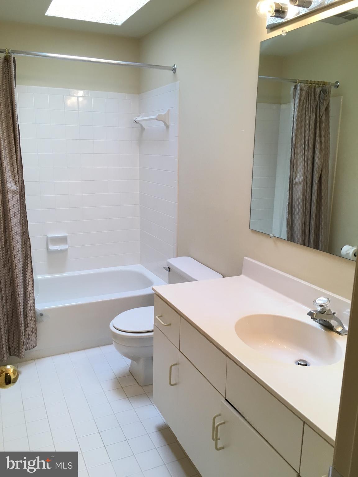 KINGSTOWNE - Residential