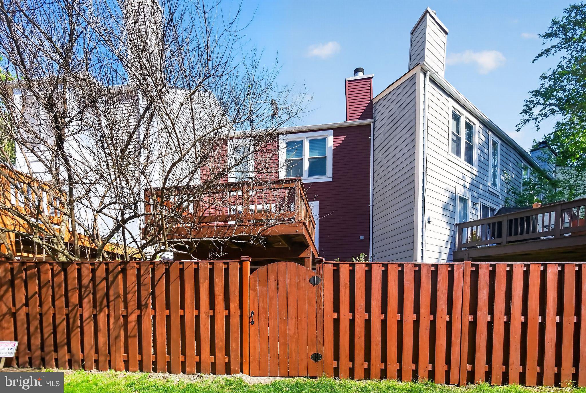 RESTON - Residential