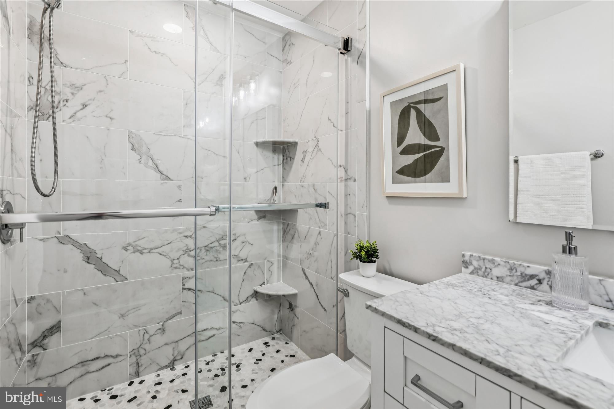 OAKBOROUGH SQUARE - Residential