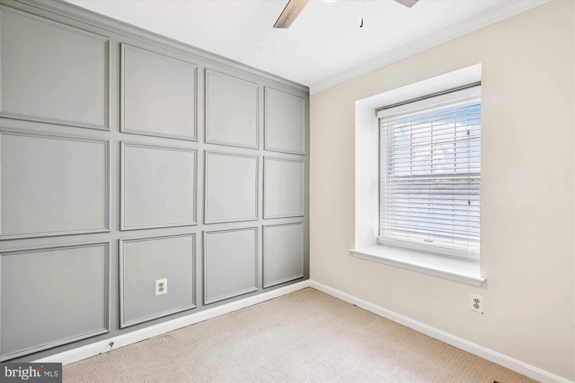 OAKBOROUGH SQUARE - Residential