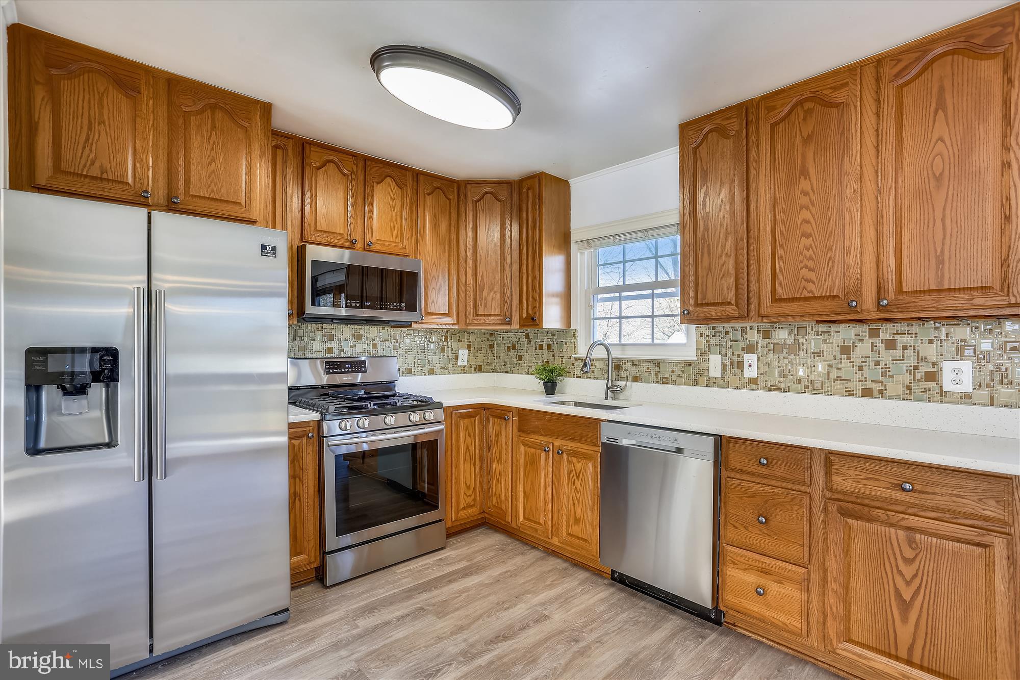 FLOWER HILL - Residential