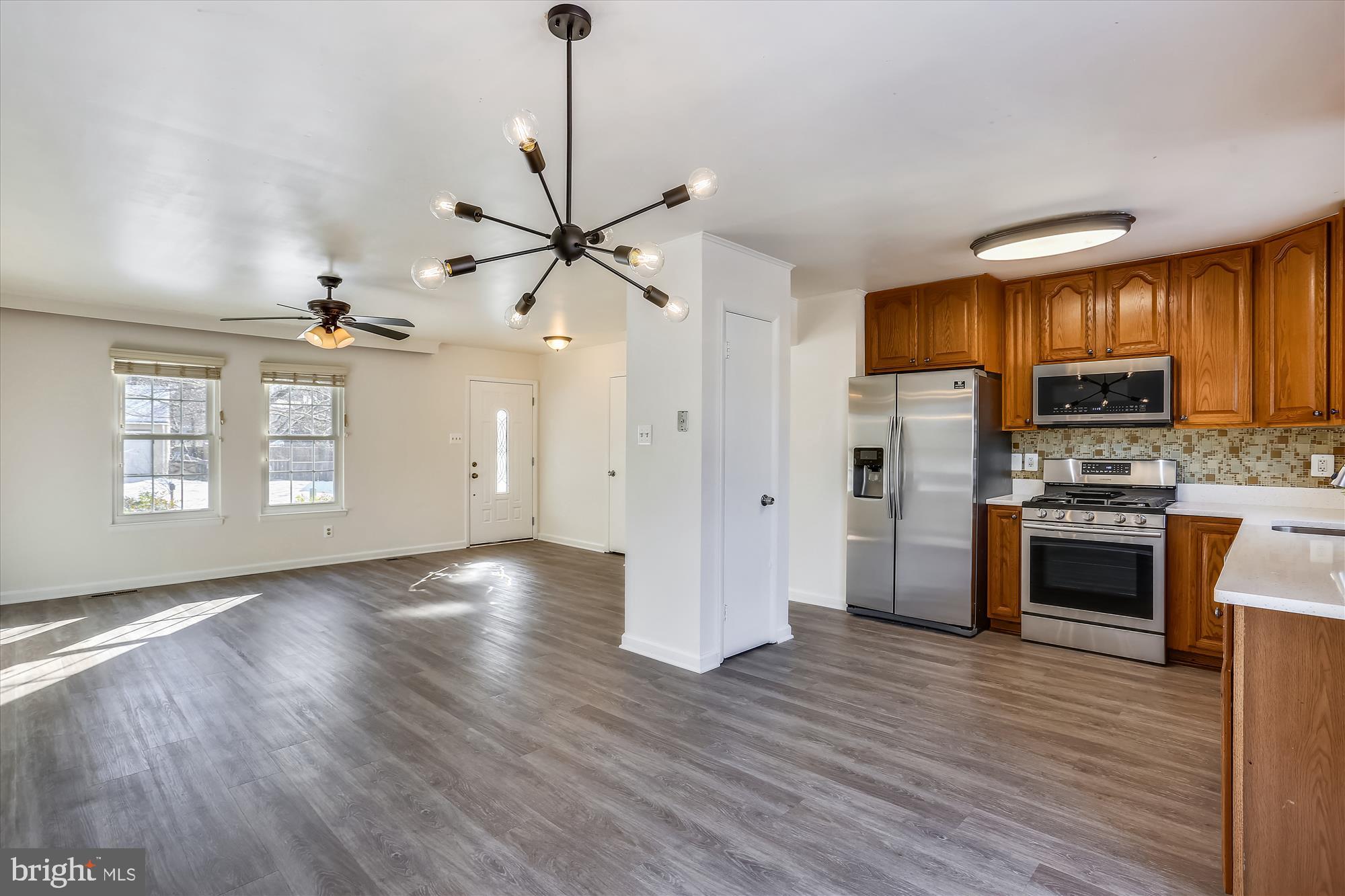 FLOWER HILL - Residential