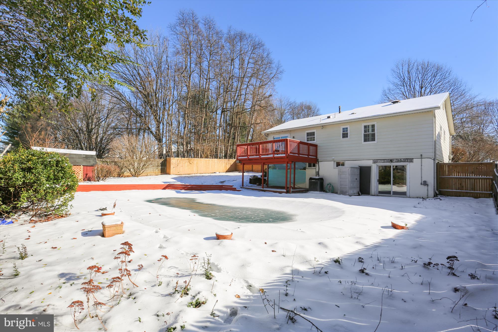 FLOWER HILL - Residential