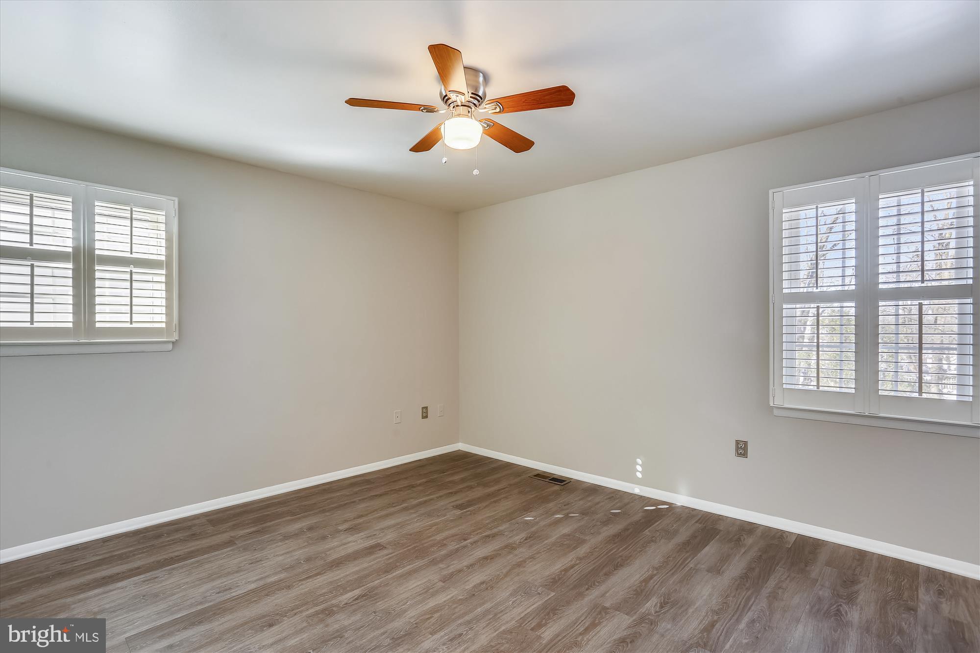 FLOWER HILL - Residential