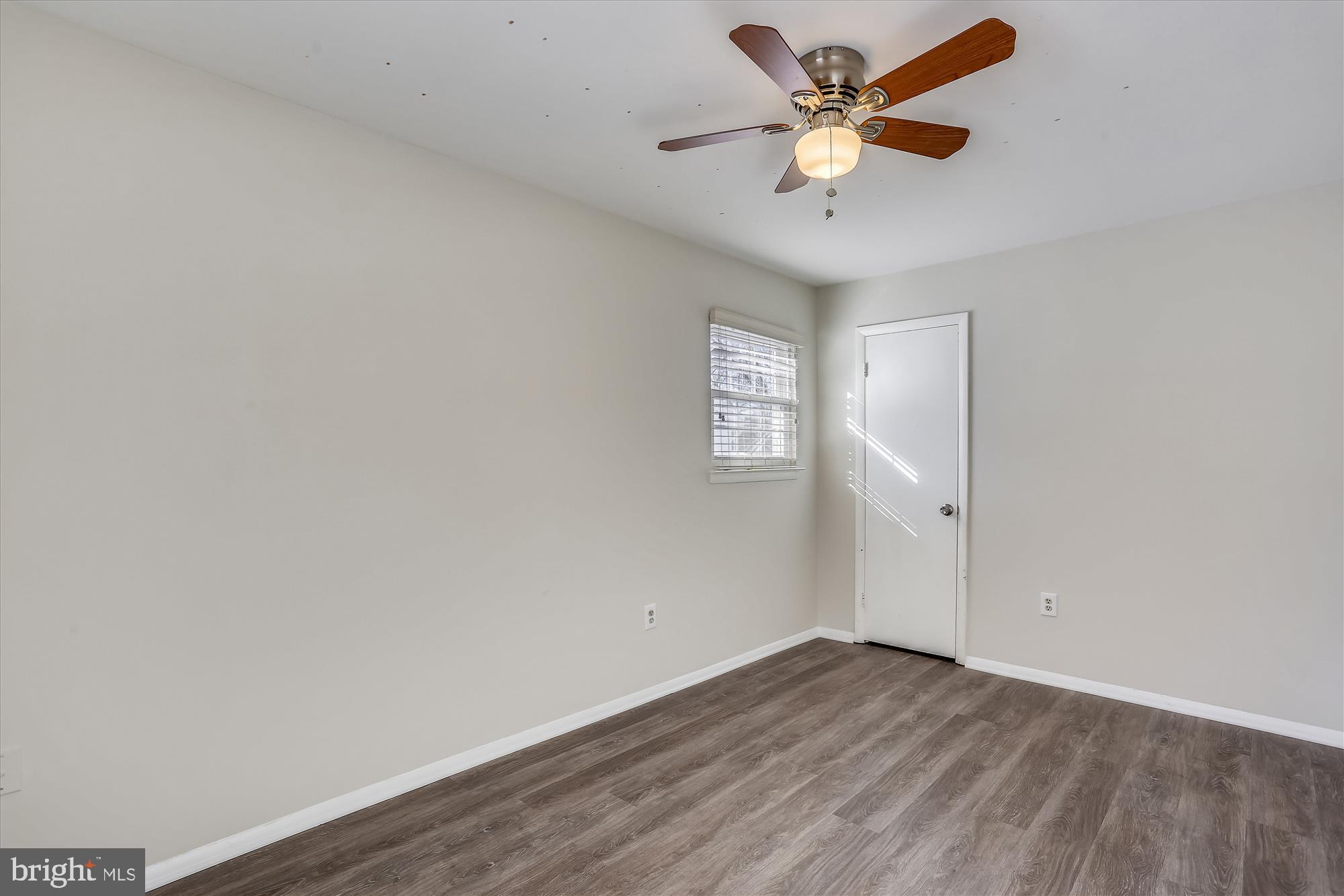 FLOWER HILL - Residential