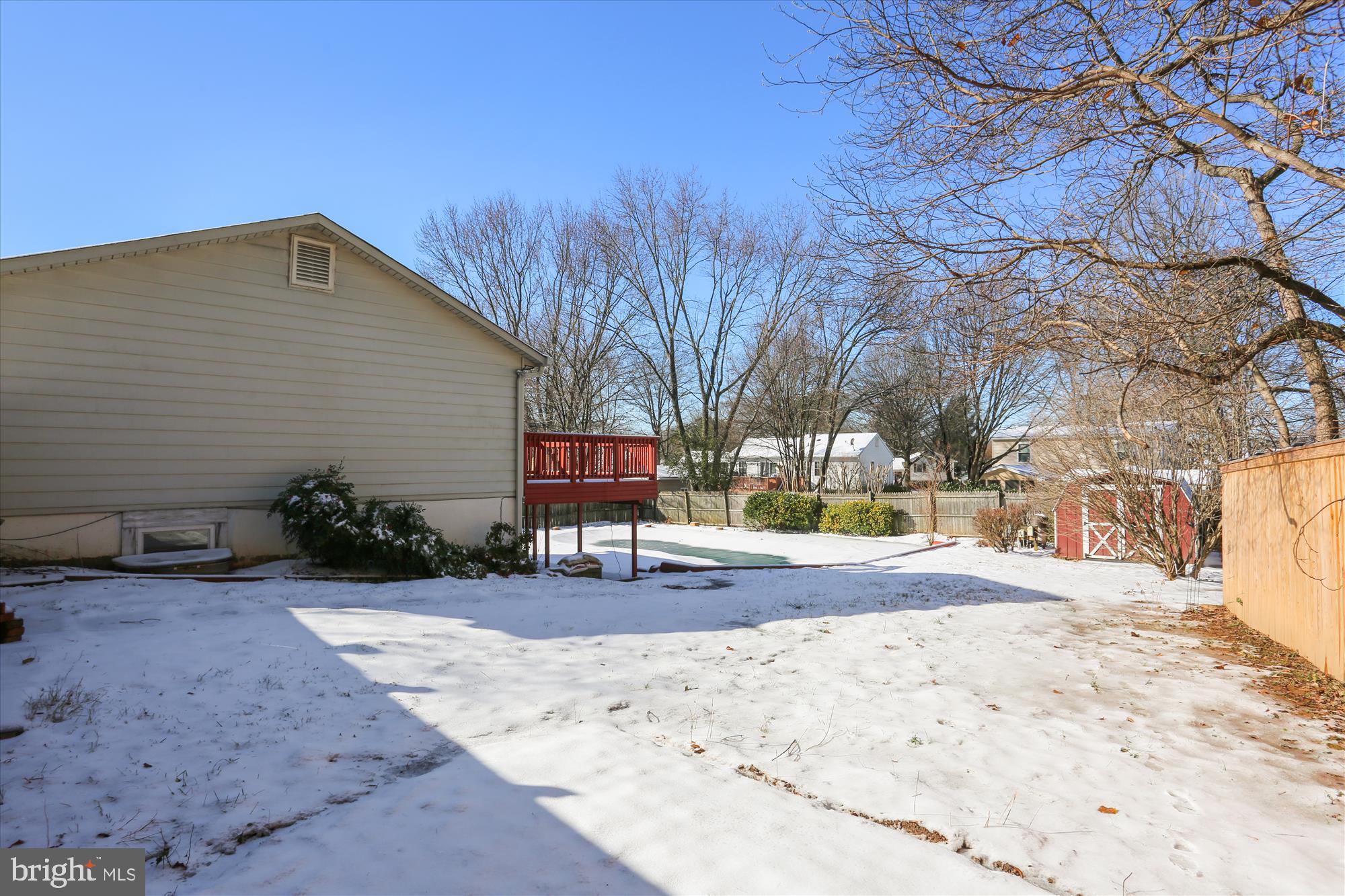 FLOWER HILL - Residential