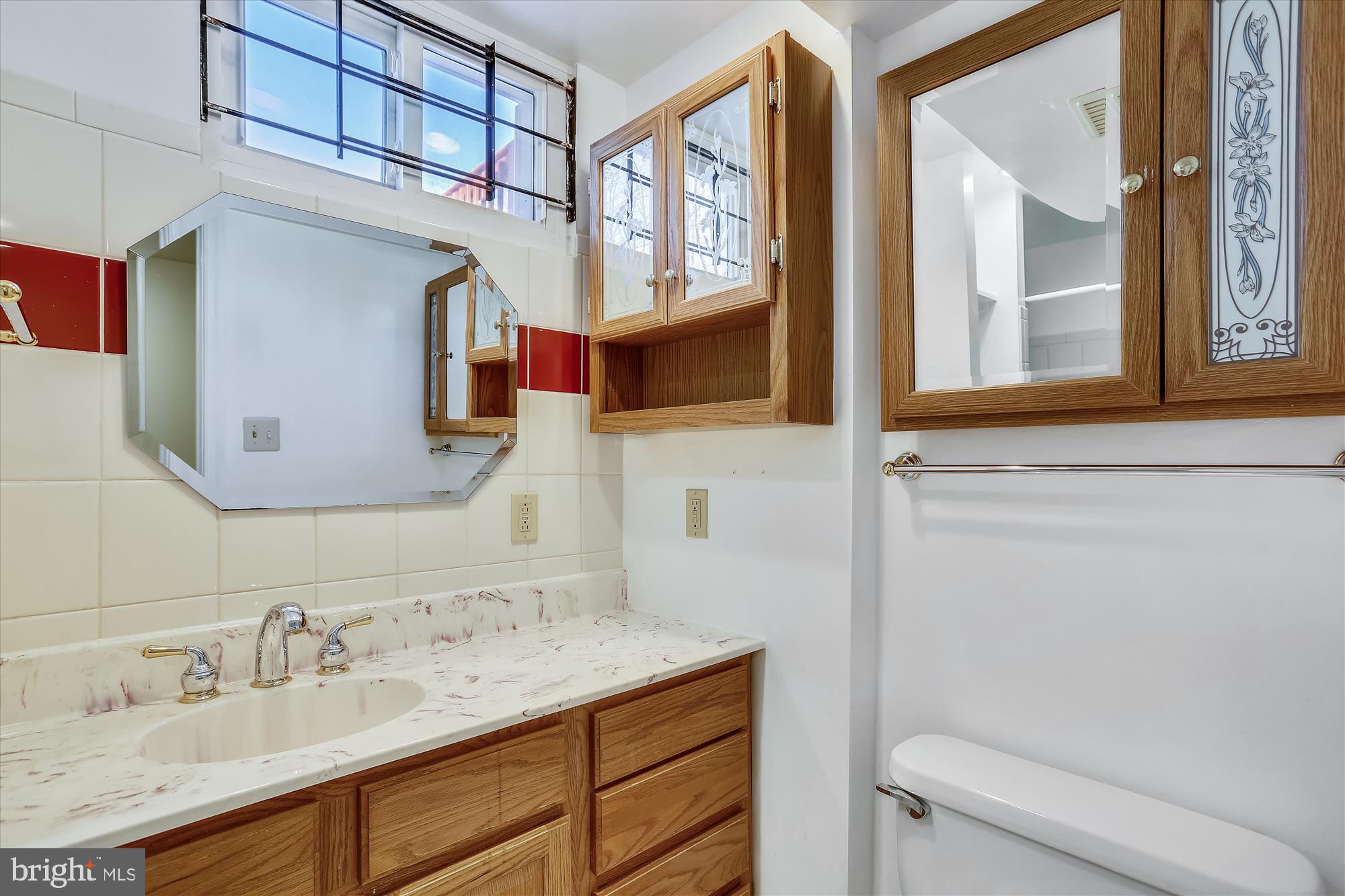 FLOWER HILL - Residential