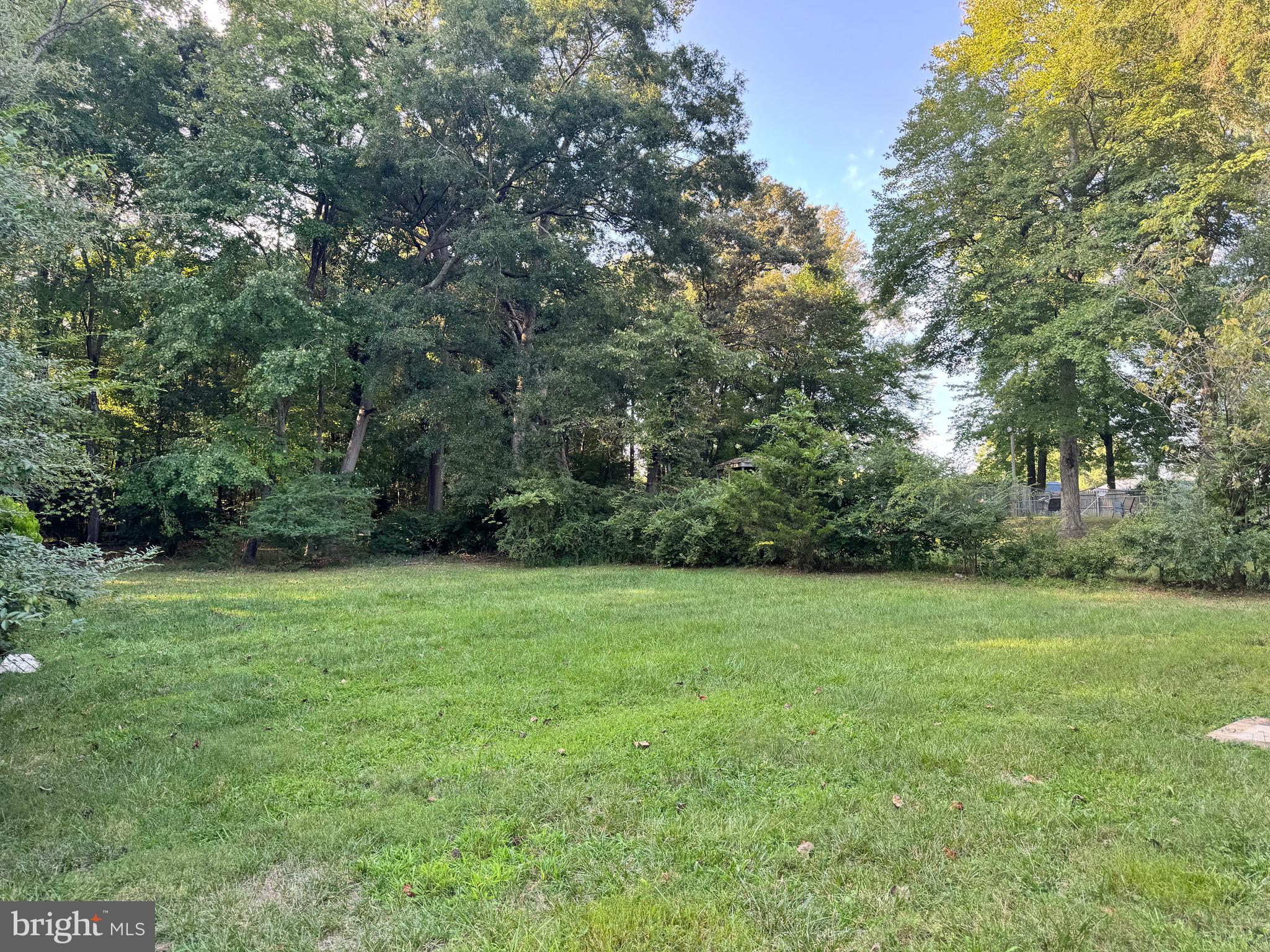 CAPITAL ESTATES - Residential