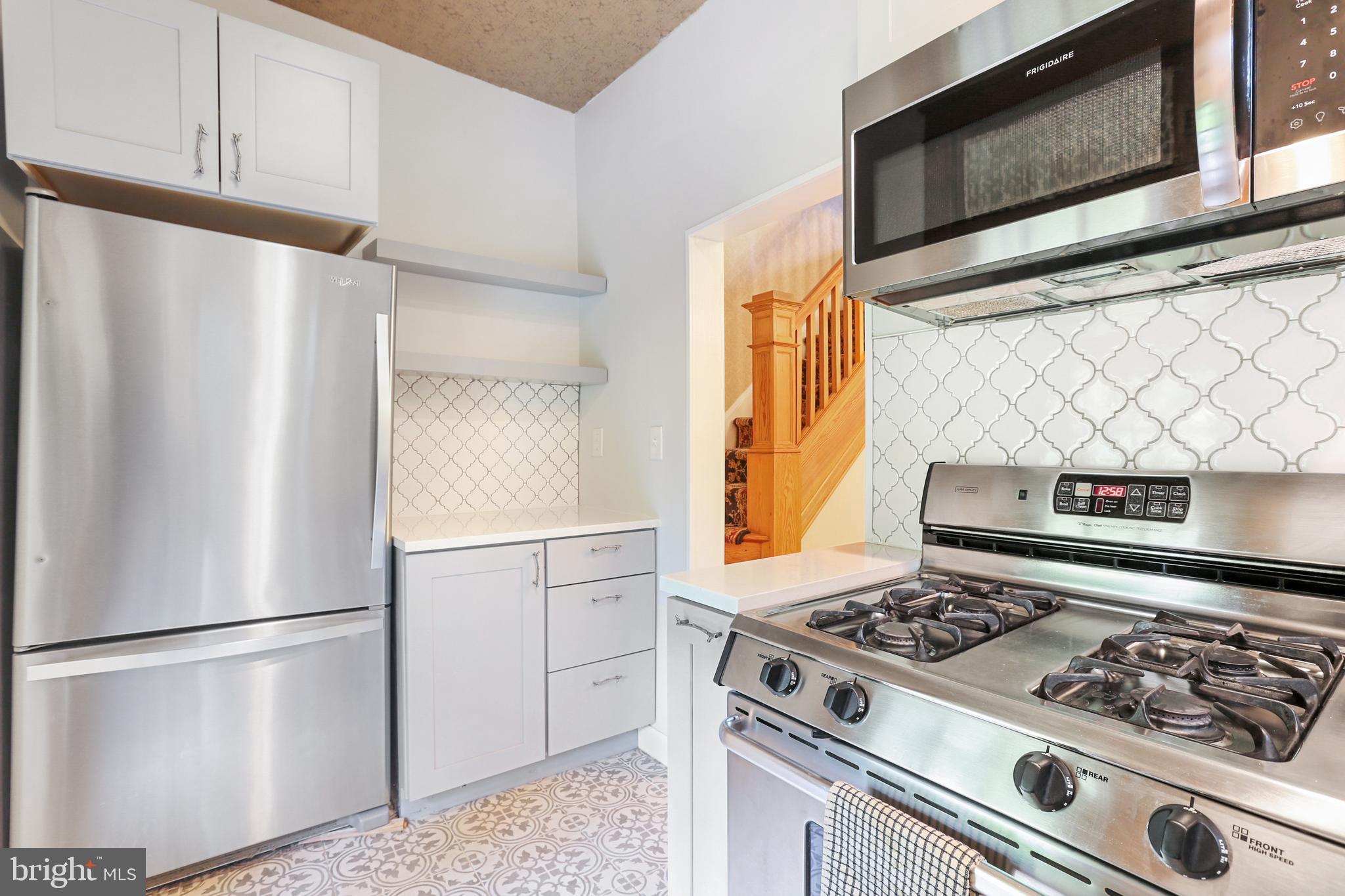 LAURAVILLE HISTORIC DISTRICT - Residential