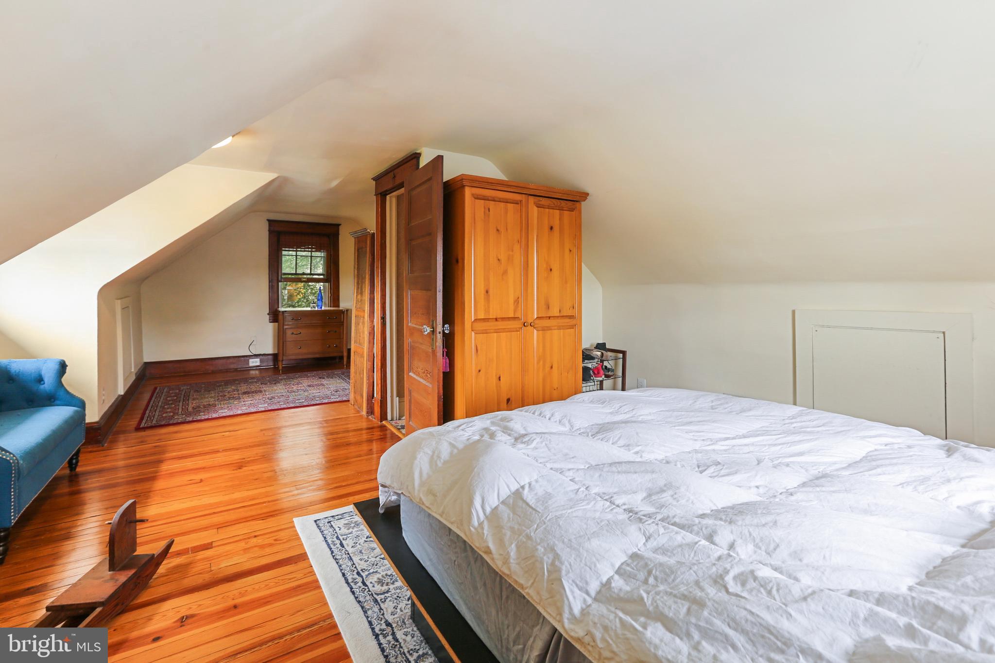 LAURAVILLE HISTORIC DISTRICT - Residential