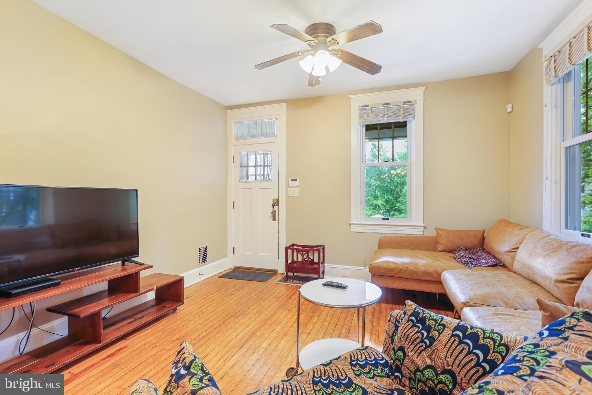 LAURAVILLE HISTORIC DISTRICT - Residential