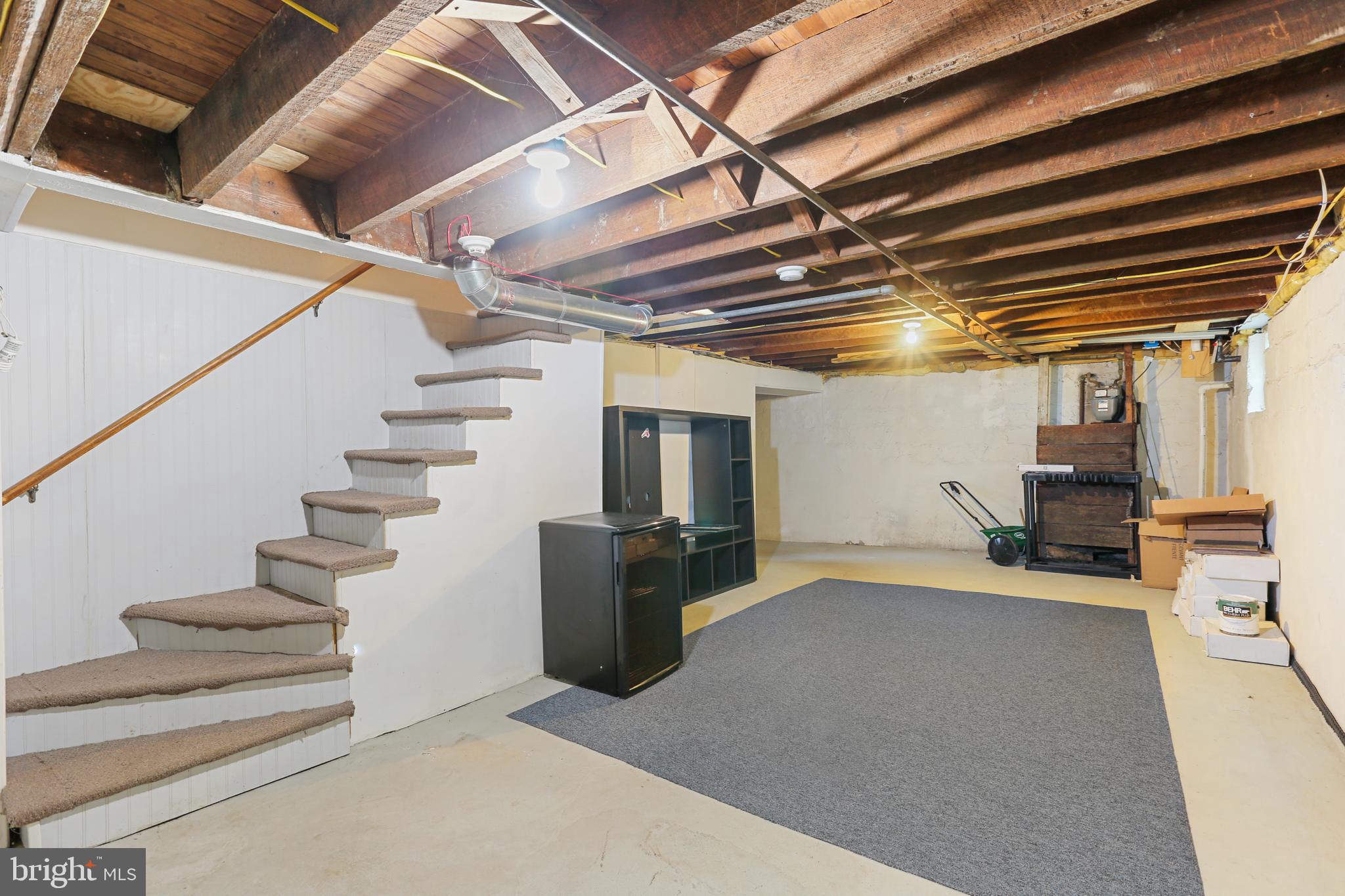 LAURAVILLE HISTORIC DISTRICT - Residential