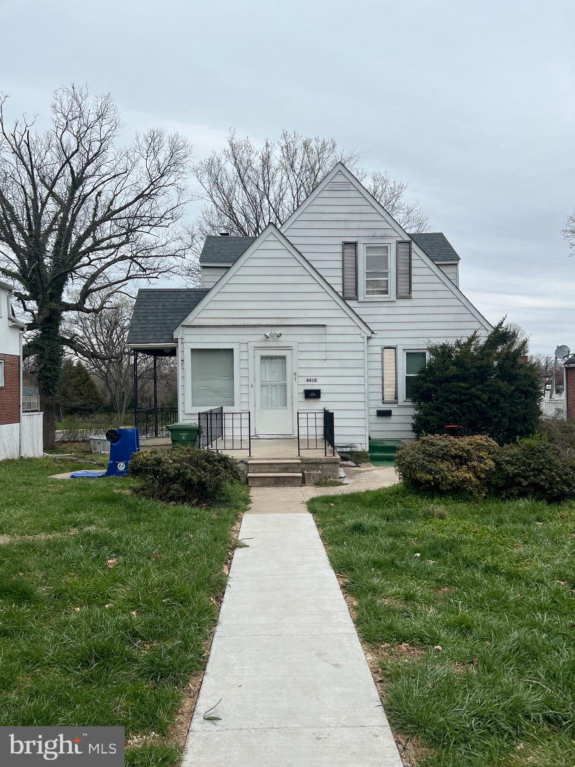 WEST ARLINGTON - Residential