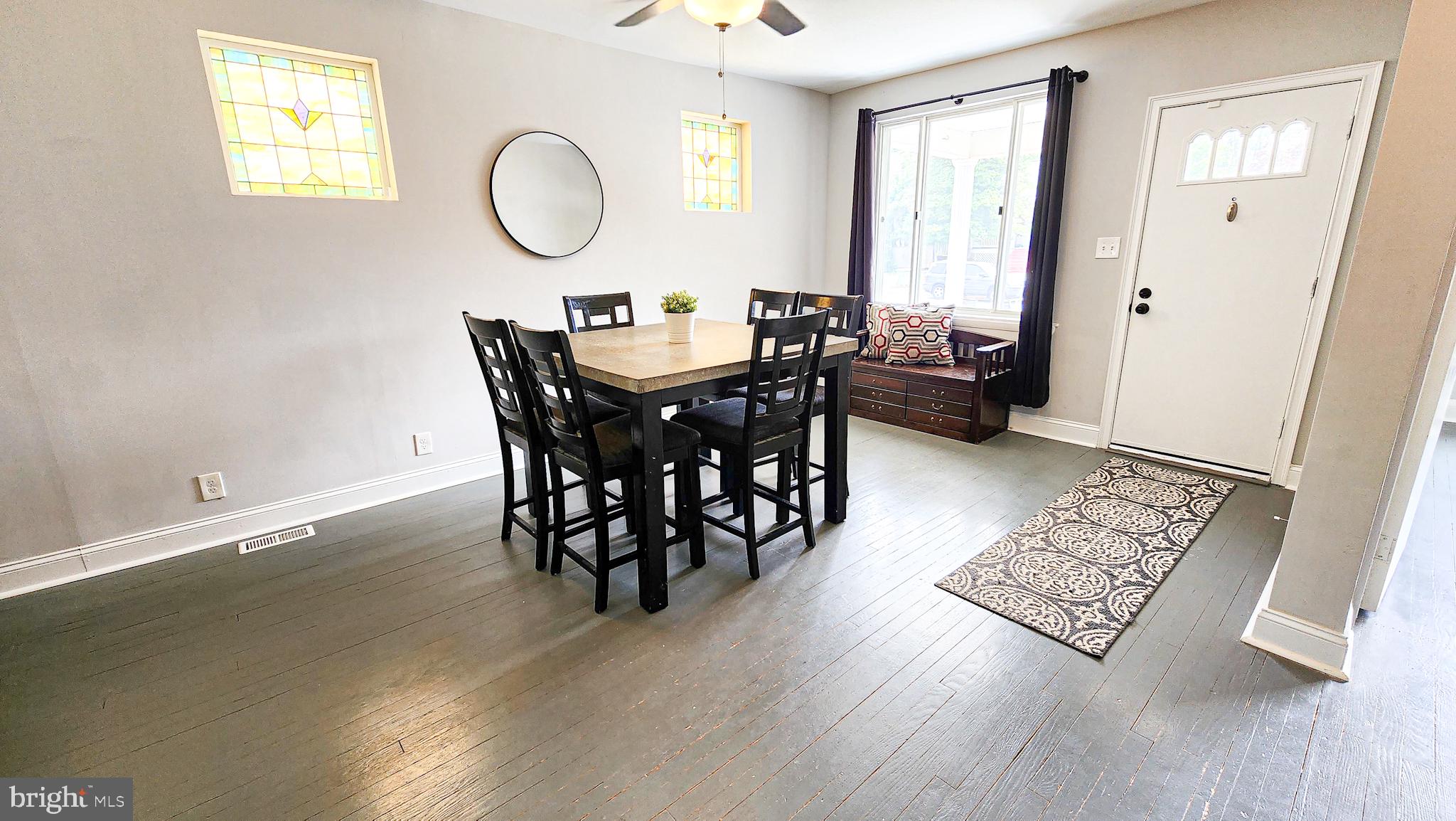 LAURAVILLE HISTORIC DISTRICT - Residential