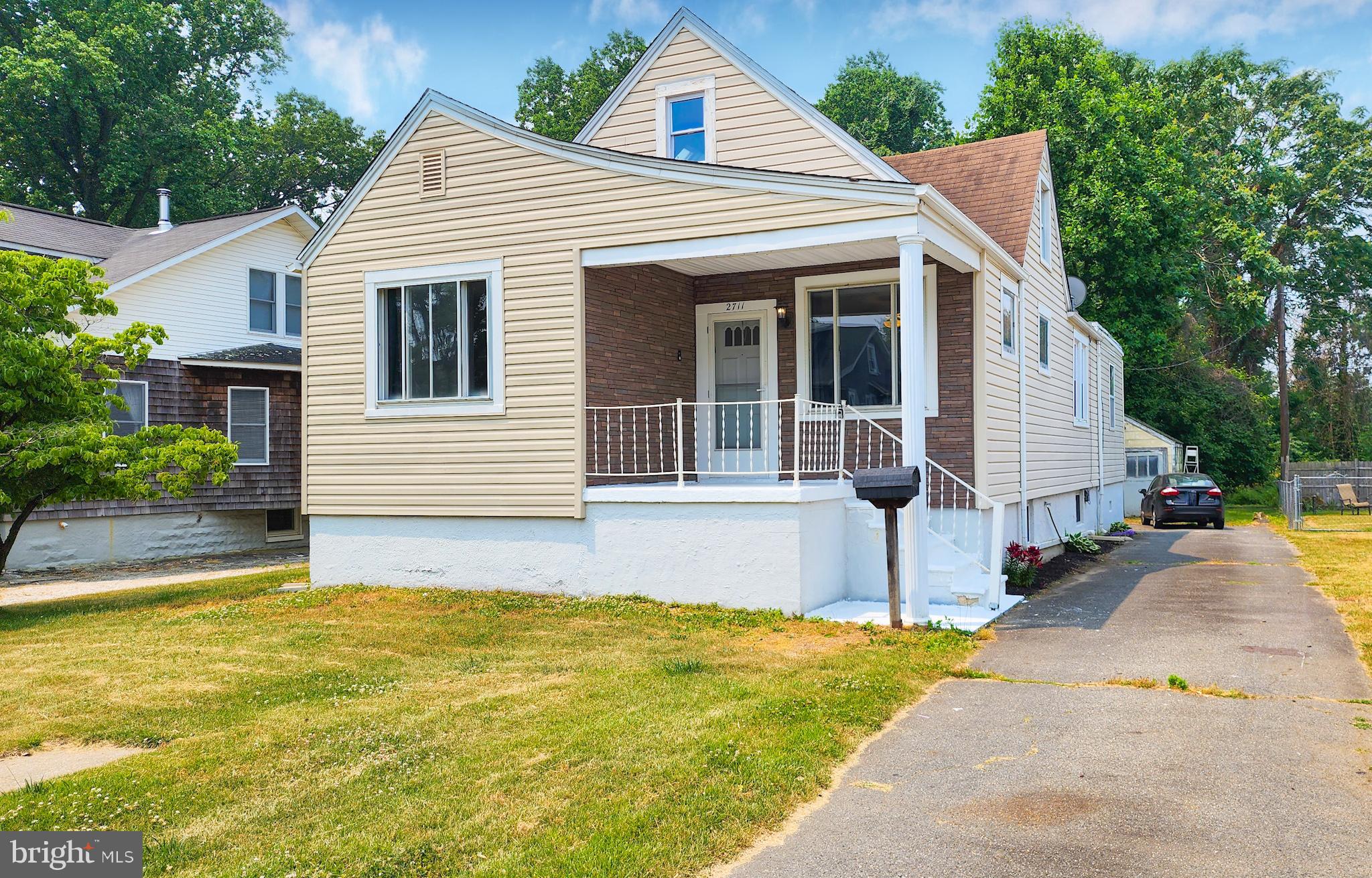 LAURAVILLE HISTORIC DISTRICT - Residential