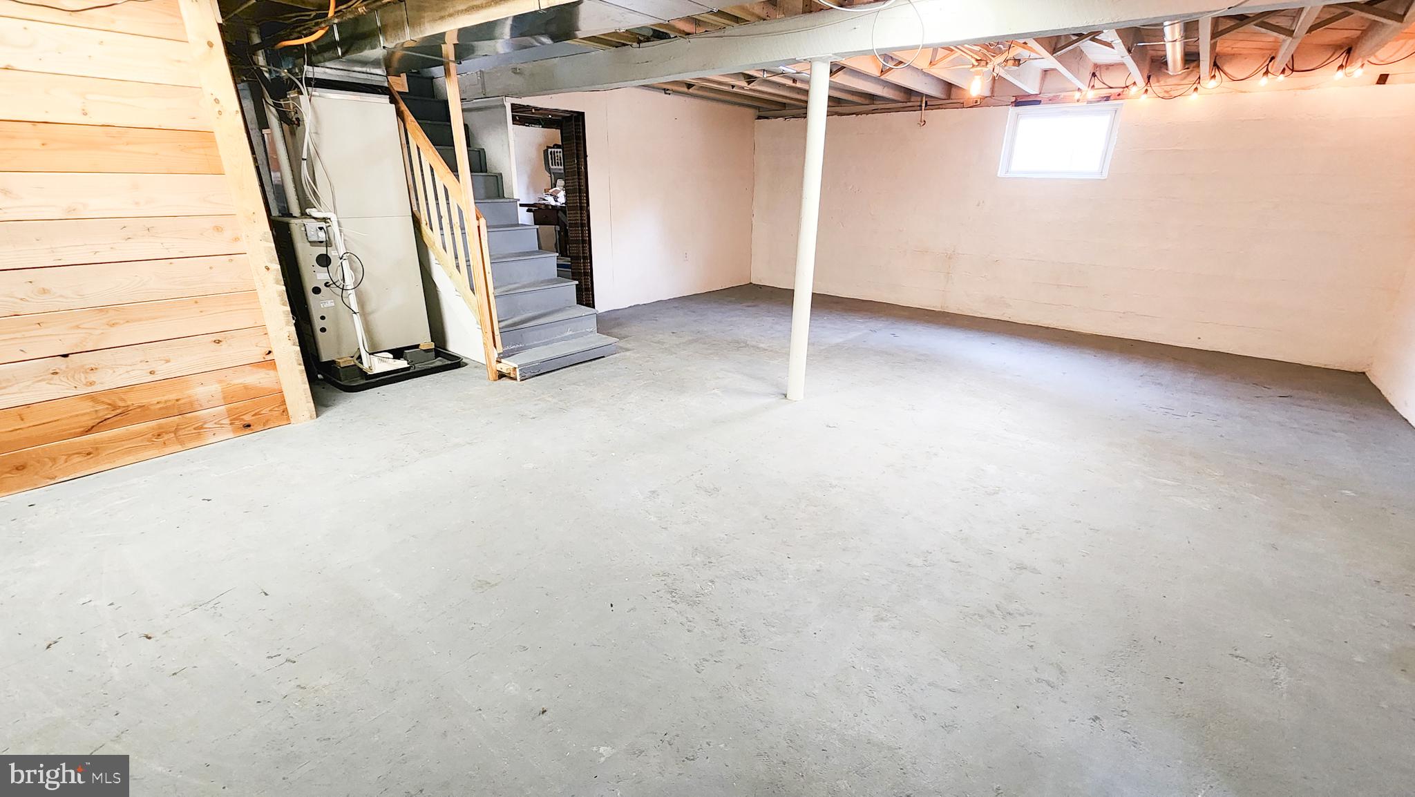 LAURAVILLE HISTORIC DISTRICT - Residential